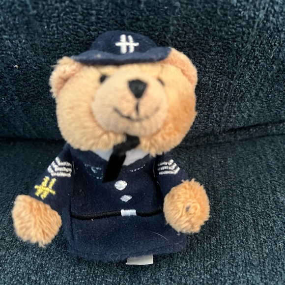 Harrod’s Bears Day Out finger puppet plush bus with 3 bears. 2007 - Picture 12 of 16